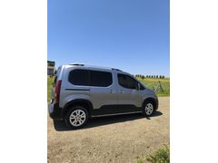 Sahibinden Peugeot Rifter 1.5 BlueHDI Active Comfort 2019 Model