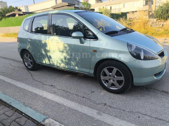 Sahibinden Honda Jazz 1.4 ES 2004 Model