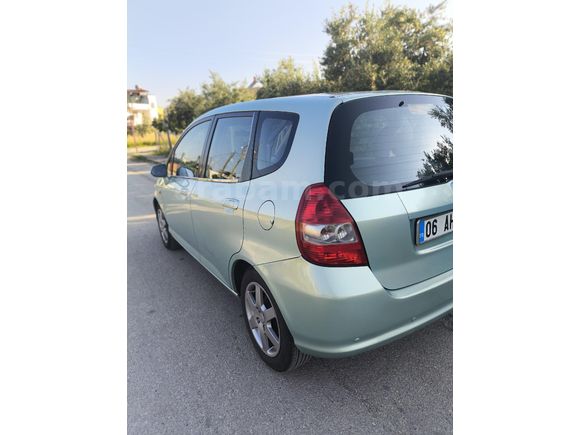 Sahibinden Honda Jazz 1.4 ES 2004 Model