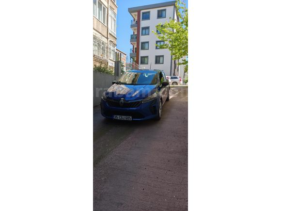 Sahibinden Renault Clio 1.0 TCe Evolution 2024 Model Lacivert