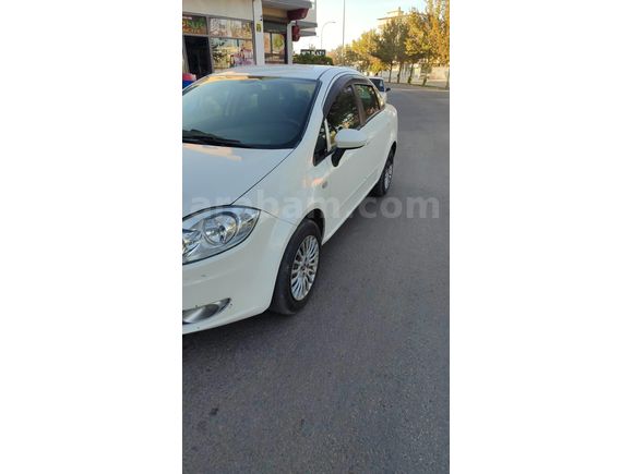 Sahibinden Fiat Linea 1.3 Multijet Active Plus 2012 Model  290.000 km Beyaz