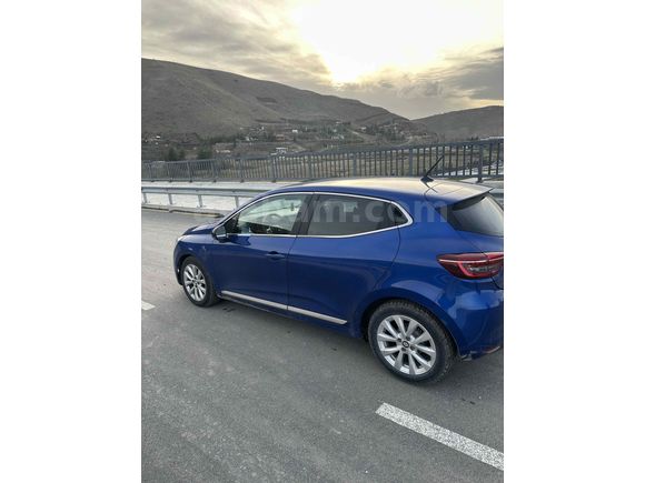 Sahibinden Renault Clio 1.0 TCe Touch 2022 Model 