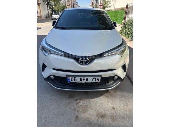 Sahibinden Toyota C-HR 1.2 Turbo Diamond  4X2 2017 Model (EV ALDIĞIM İÇİN SATIYORUM) 