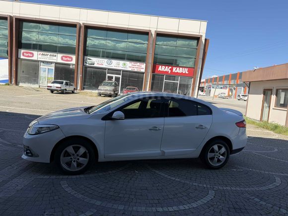 Galeriden Renault Fluence 1.5 dCi Touch Plus 2012 Model Afyonkarahisar