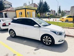 Sahibinden Hyundai i20 1.4 CRDi Style 2015 Model 