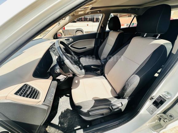 Sahibinden Hyundai i20 1.4 CRDi Style 2015 Model 
