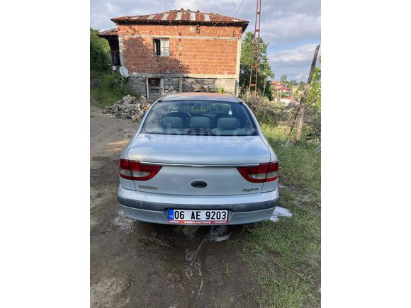 Sahibinden Renault Megane 1.6 RXT 2001 Model 