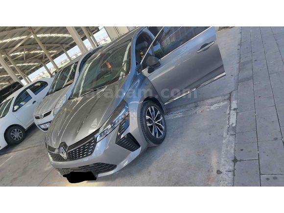 Sahibinden Renault Clio 1.0 TCe Evolution 2024 Model 