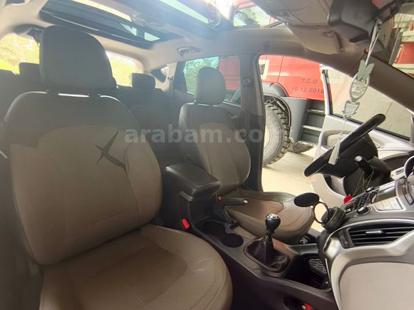  Hyundai ix35 1.6 GDI Style Plus APA  2012 Model 