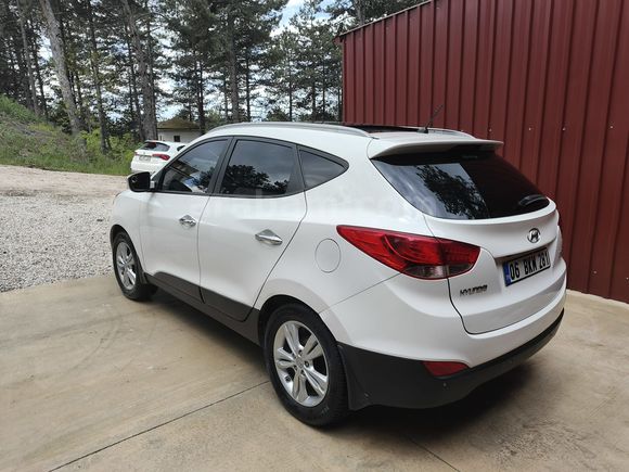  Hyundai ix35 1.6 GDI Style Plus APA  2012 Model 