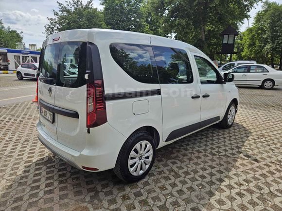 Galeriden Renault Express Combi 1.5 BlueDCI Joy 2024 Model Bursa