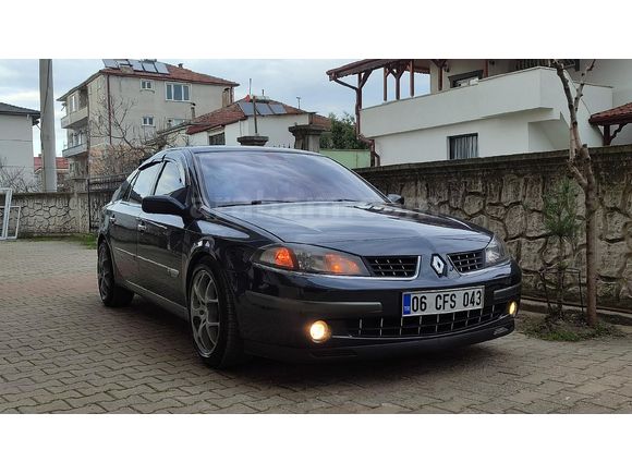 Sahibinden Renault Laguna 2.0 Dynamique 2005 Model