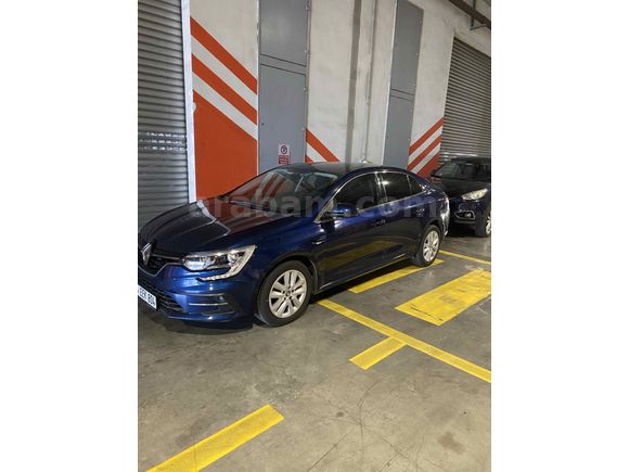 Sahibinden Renault Megane 1.3 TCe Joy 2021 Model 