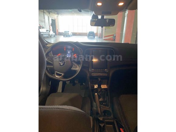 Sahibinden Renault Megane 1.3 TCe Joy 2021 Model 