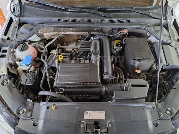 SAHİBİNDEN HATASIZ VW JETTA