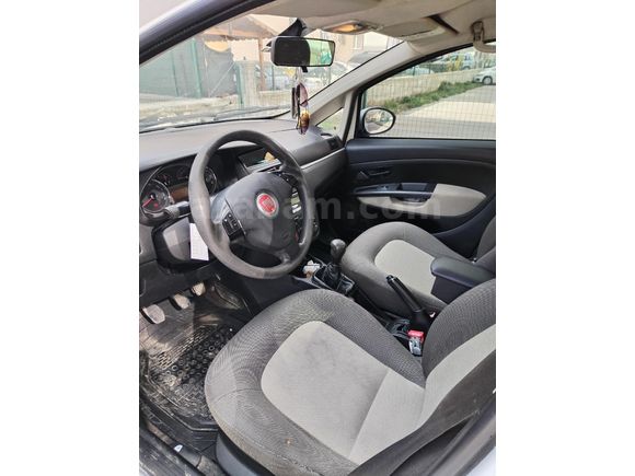 Sahibinden Fiat Linea 1.3 Multijet Active Plus 2012 Model  293.000 km Beyaz