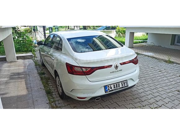 Sahibinden Renault Megane 1.3 TCe Joy 2020 Model