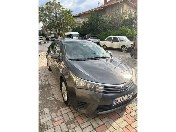 Sahibinden Toyota Corolla 1.33 Life 2016 hatasız boyasız değişensiz tramersiz