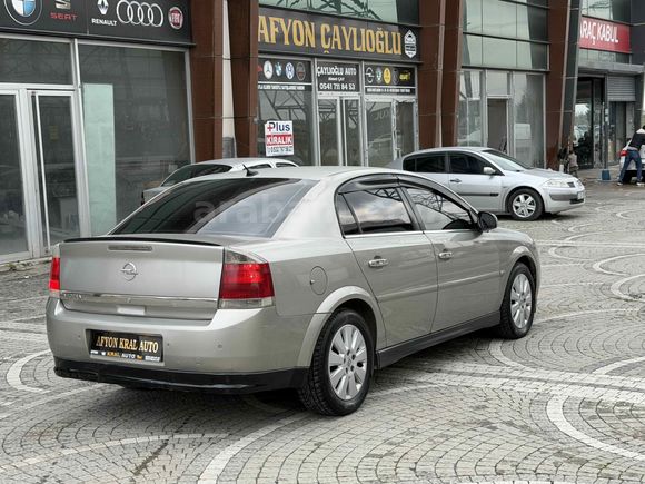 Galeriden Opel Vectra 1.6 Elegance 2004 Model Afyonkarahisar