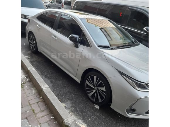 Sahibinden Toyota Corolla 1.5 Flame X-Pack 2025 Model