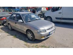 Galeriden Hyundai Accent 1.3 GLS 1998 Model Sakarya