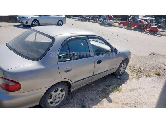 Galeriden Hyundai Accent 1.3 GLS 1998 Model Sakarya