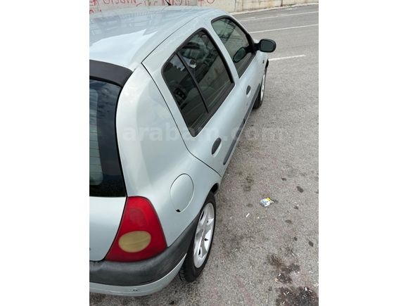 Sahibinden Renault Clio 1.4 2001 Model