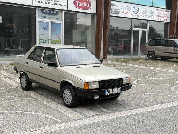 Galeriden Renault R 9 1.4 Broadway 1987 Model Afyonkarahisar