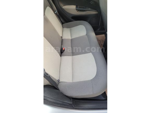 Sahibinden Fiat Linea 1.3 Multijet Active Plus 2012 Model  176.000 km Gri (Gümüş)