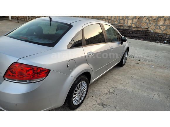Sahibinden Fiat Linea 1.3 Multijet Active Plus 2012 Model  176.000 km Gri (Gümüş)