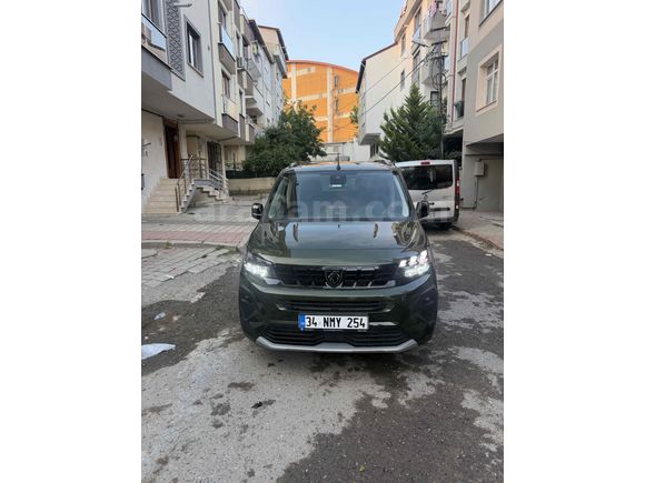 Sahibinden Peugeot Rifter 1.5 BlueHDI GT 2025 Model 