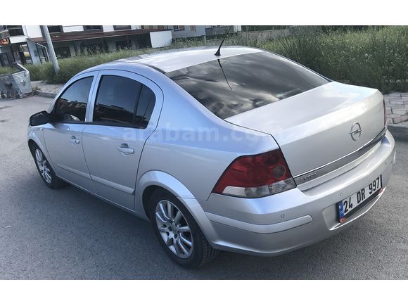 Akademik Personelden Temiz Bakımlı Astra H 1.3 CDTI Enjoy 