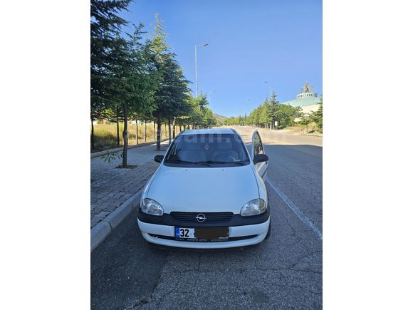 Corsa 1.4 GLS Benzin Lpg 16 valf Üst model takaslı