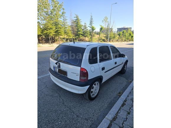 Corsa 1.4 GLS Benzin Lpg 16 valf Üst model takaslı