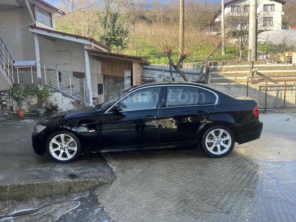 SAĞLIKÇIDAN AKP PLAKALI  