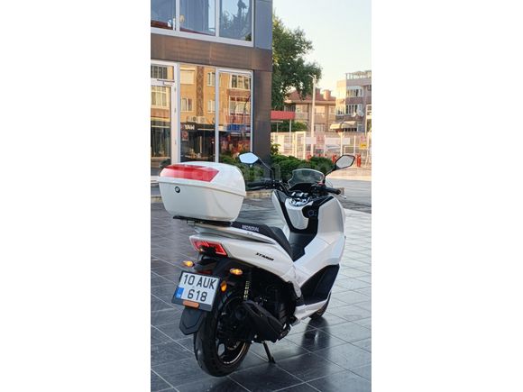 SIFIR AYARINDA 500 KM DE STRADA