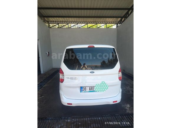 Sahibinden Ford Tourneo Courier 1.5 EcoBlue Deluxe 2023 Model Düşük Kilometrel