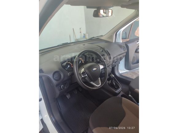 Sahibinden Ford Tourneo Courier 1.5 EcoBlue Deluxe 2023 Model Düşük Kilometrel