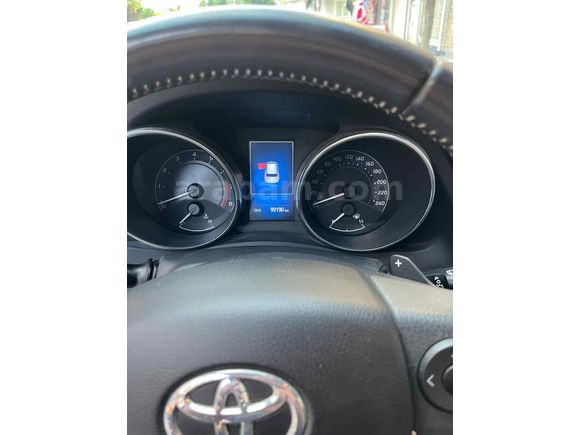 Sahibinden Toyota Auris 1.6 Active 2015 Model 