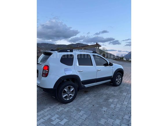 Sahibinden Dacia Duster 1.5 dCi Laureate 2015 Model 