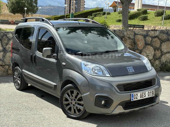 Sahibinden Fiat Fiorino Combi 1.3 Multijet Premio 2023 Model 