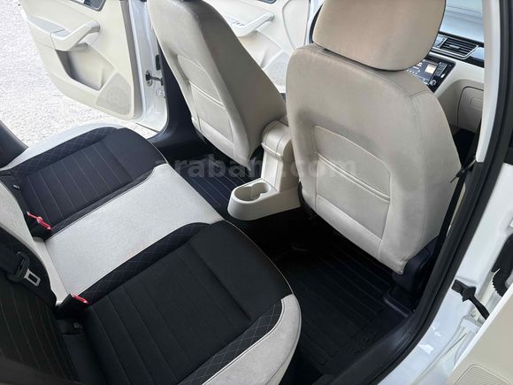 Sahibinden Skoda Rapid 1.4 TDI GreenTec Style 2017 Model