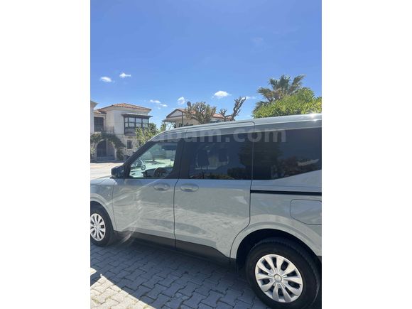 Sahibinden Ford Tourneo Courier 1.5 EcoBlue Deluxe 2024 Model 