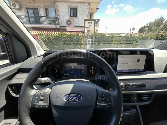 Sahibinden Ford Tourneo Courier 1.5 EcoBlue Deluxe 2024 Model 