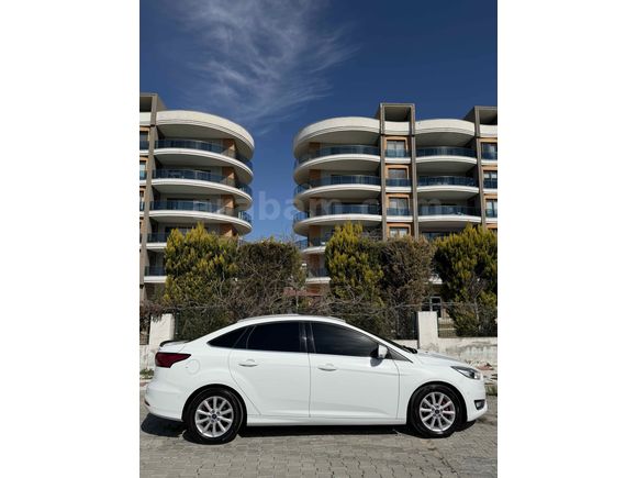 Sahibinden Ford Focus 1.5 TDCi Titanium 2015 Model 
