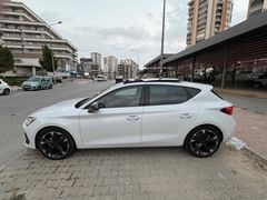 Sahibinden çok temiz bakımlı  Cupra Leon 1.5 eTSI Standart