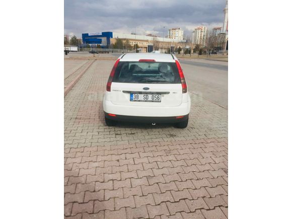Sahibinden Ford Fiesta 1.4 TDCi Comfort 2004 Model 
