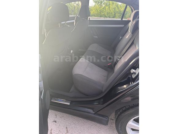  2005 Model Opel Vectra 1.6 Design Edition 