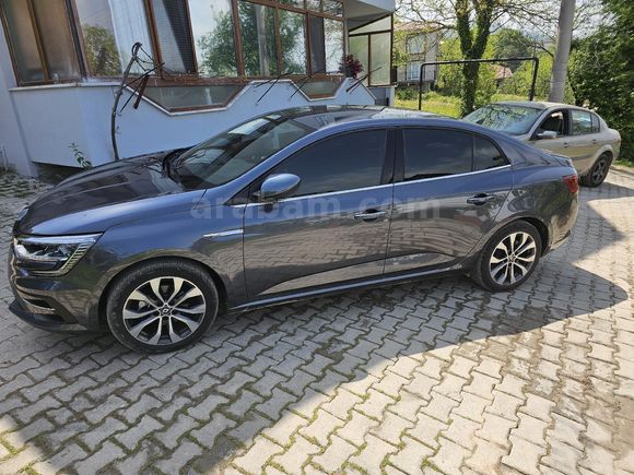 Sahibinden Renault Megane 1.3 TCe Icon 2023 Model