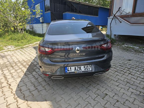 Sahibinden Renault Megane 1.3 TCe Icon 2023 Model